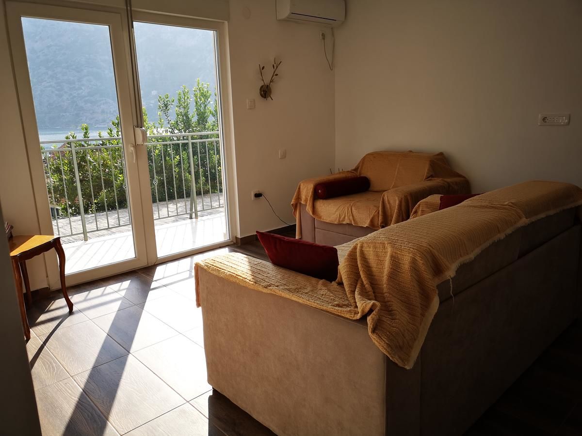 Апартаменты Apartments Montenegro Risan Čučković Рисан