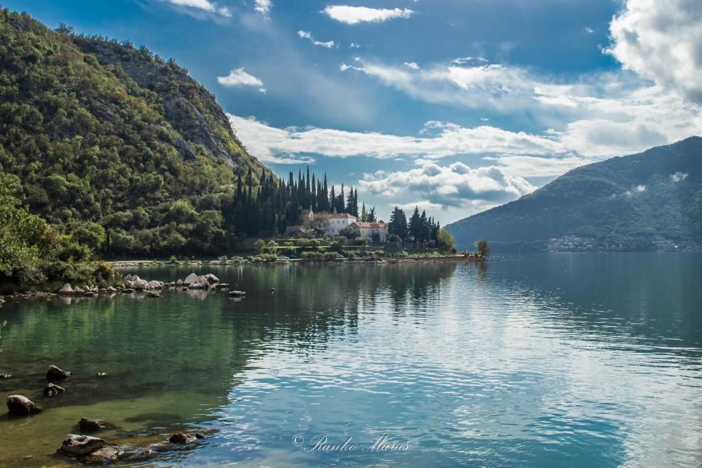 Апартаменты Apartments Montenegro Risan Čučković Рисан-63