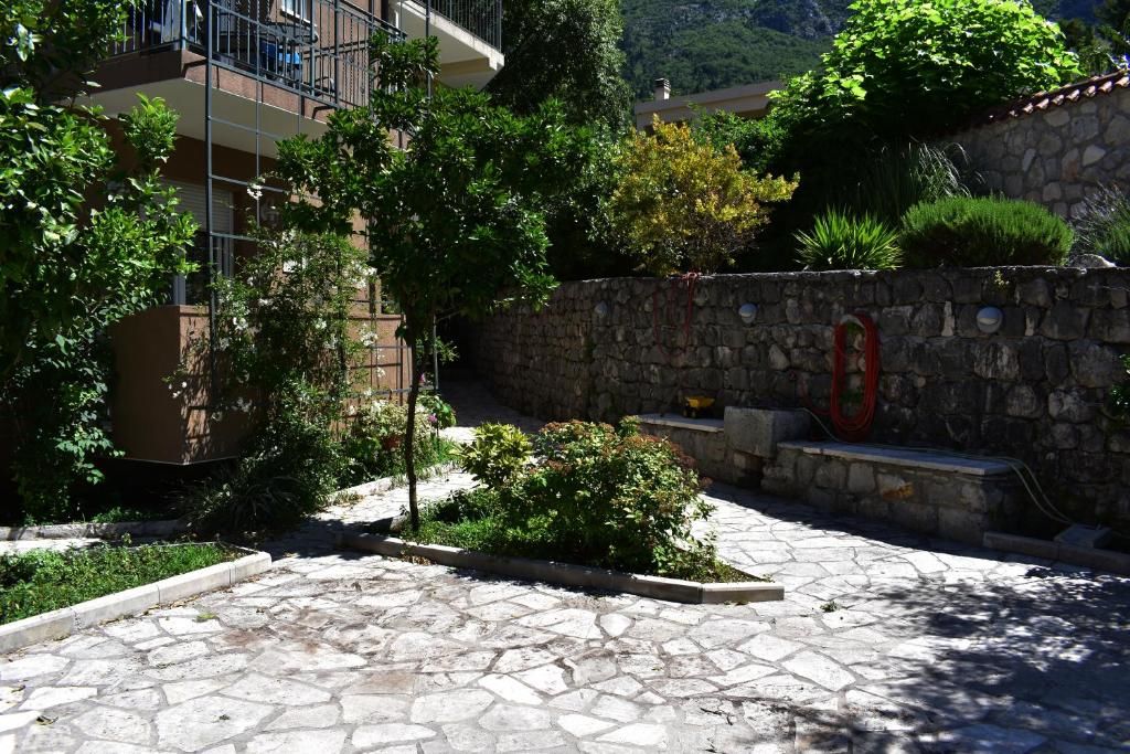 Апартаменты Apartments Montenegro Risan Čučković Рисан-69