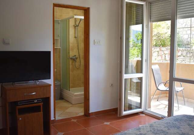 Апартаменты Apartments Montenegro Risan Čučković Рисан-8